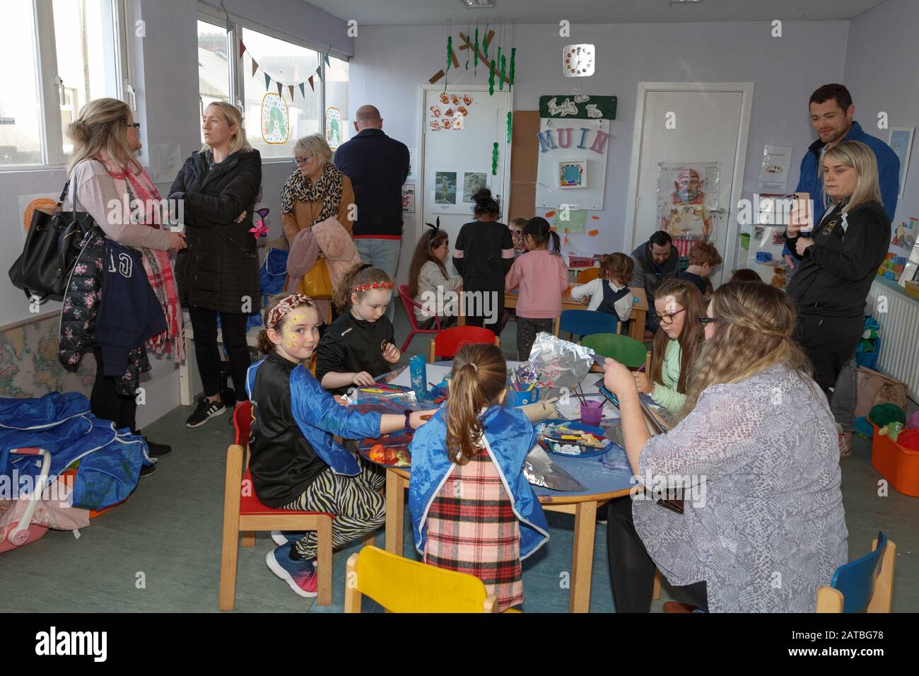 Cork, Irlande. 1 févr. 2020. Muin Préscolaire Et Surstar Stage School Family Fun Day, Blackpool, Cork City. Muin préscolaire et Superstar Stage School ont organisé une journée de plaisir en famille à 13 h 30 aujourd'hui pour souligner l'importance de cette grande facilité de rester pour les enfants de la région de Blackpool. Cela vient après la planification a été demandé par le propriétaire du terrain pour démolir le bâtiment actuel et le remplacer par des appartements qui seraient une grande perte pour les enfants de la région. Crédit: Damian Coleman/Alay Live News Banque D'Images