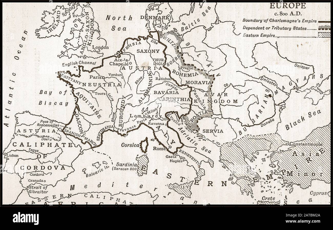 Une carte de livre scolaire britannique 1910 montrant l'Europe autour de 800 AD Banque D'Images
