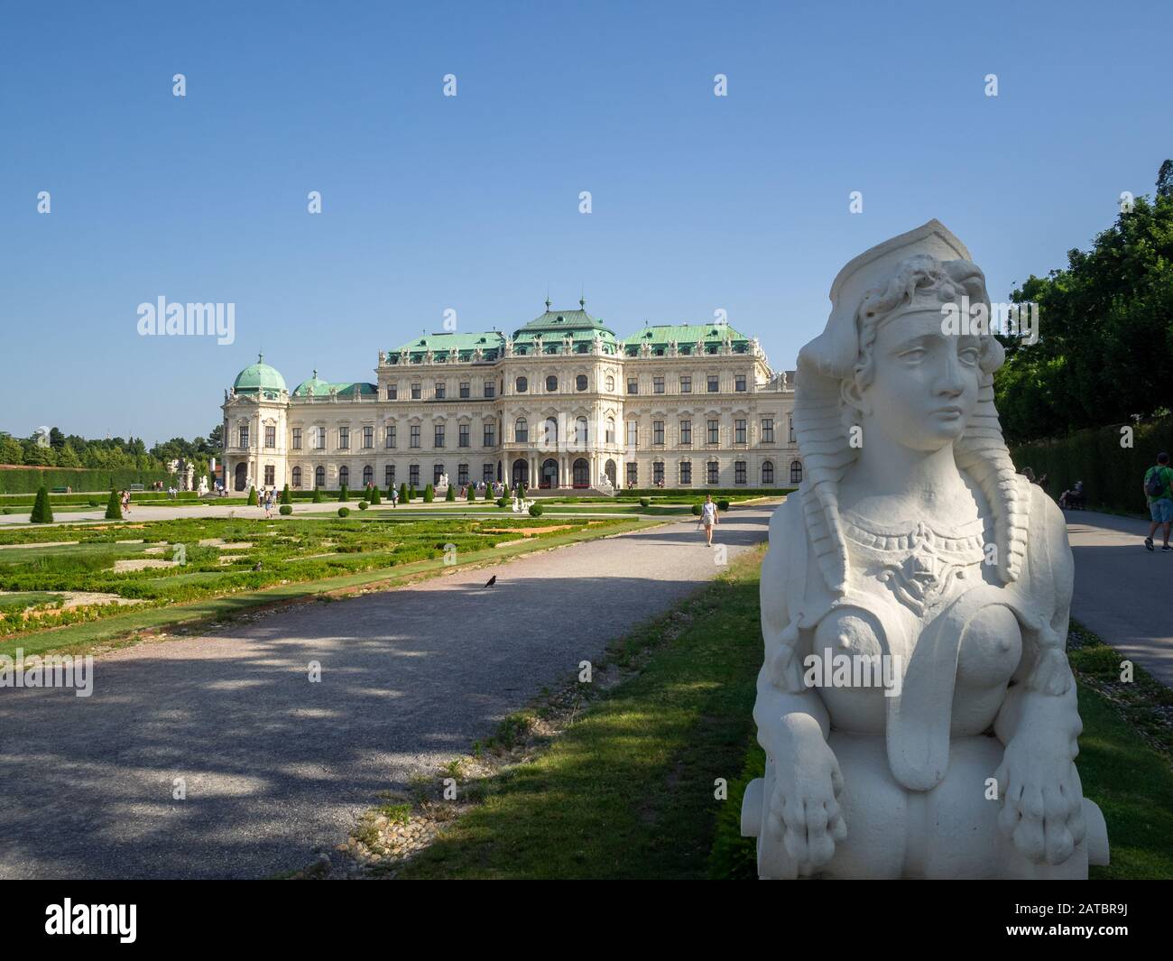 Statut des créatures mythologiques dans les jardins du palais du Belvédère Banque D'Images