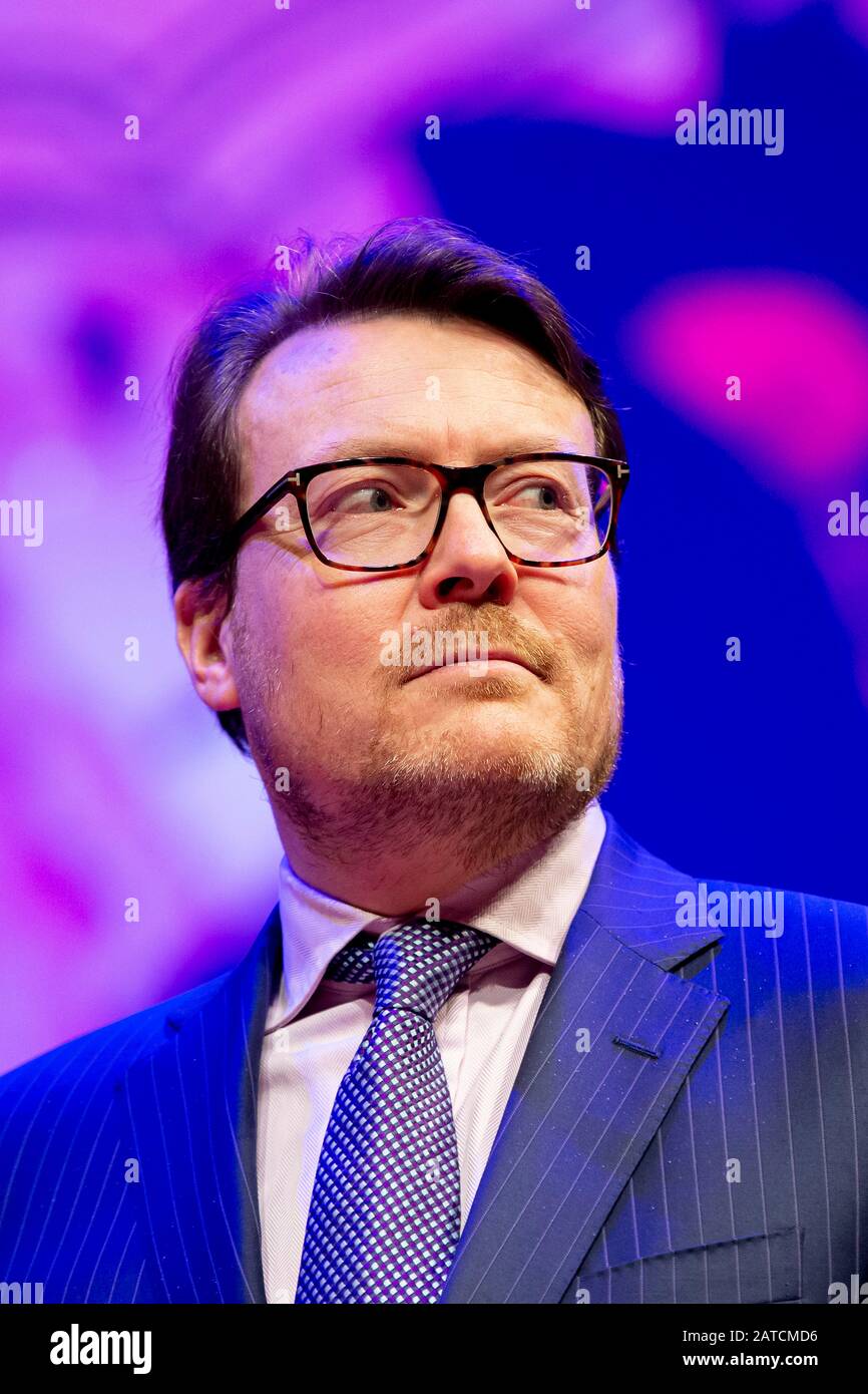 Utrecht, Pays-Bas. 1 févr. 2020. Le Prince Constantijn des Pays-Bas assiste à la finale du concours de violon Oskar Back Prize à TivoliVredenburg à Utrecht, aux Pays-Bas, le 1er février 2020. Le gagnant de cette année est Coraline Groen. Le prince Constantijn est le patron du concours. Crédit: Patrick van Katwijk/ ANP OUT |/dpa/Alay Live News Banque D'Images