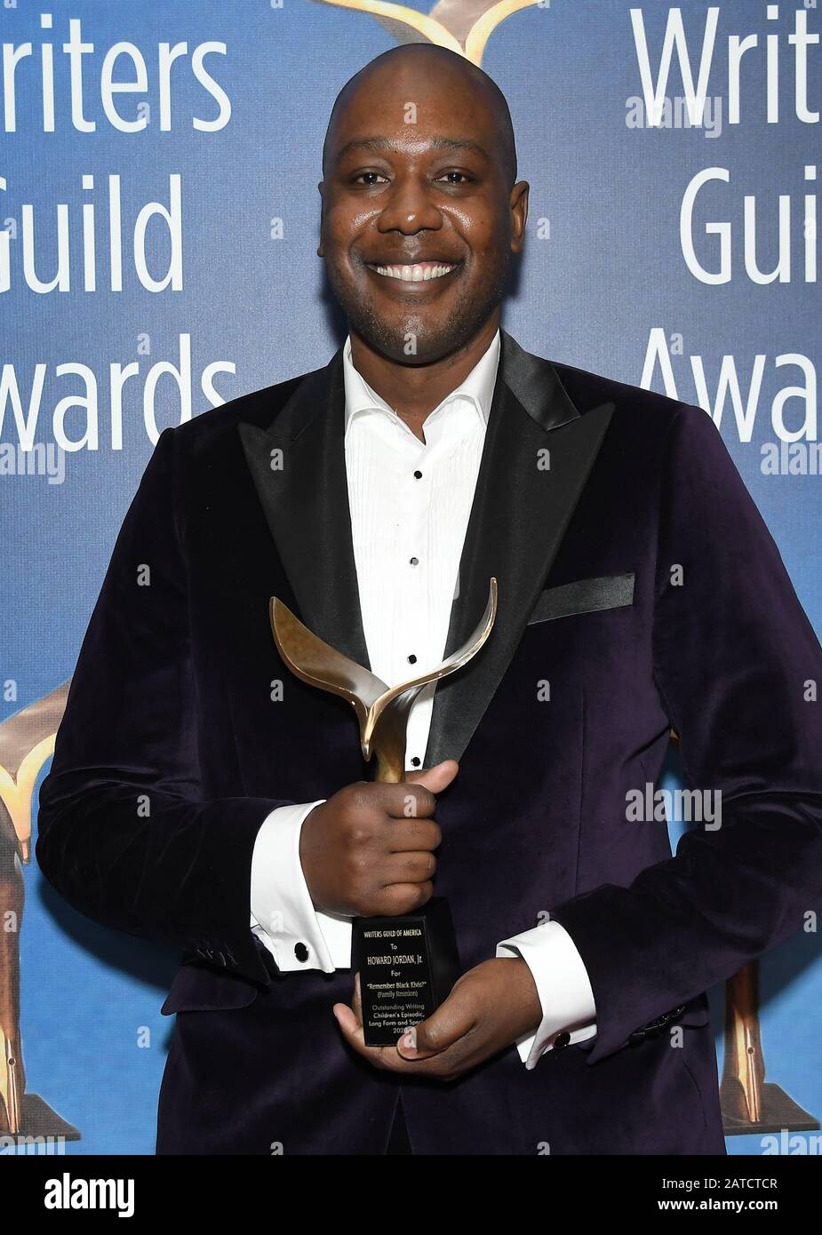 Beverly Hills, États-Unis. 01 février 2020. Howard Jordan Jr. Pose dans la salle de presse lors des Writers Guild Awards 2020 qui se sont tenus à l'hôtel Beverly Hilton le 1er février 2020 à Beverly Hills, CA, États-Unis. (Photo de Athanlee B. crédit: SIPA USA/Alay Live News Banque D'Images