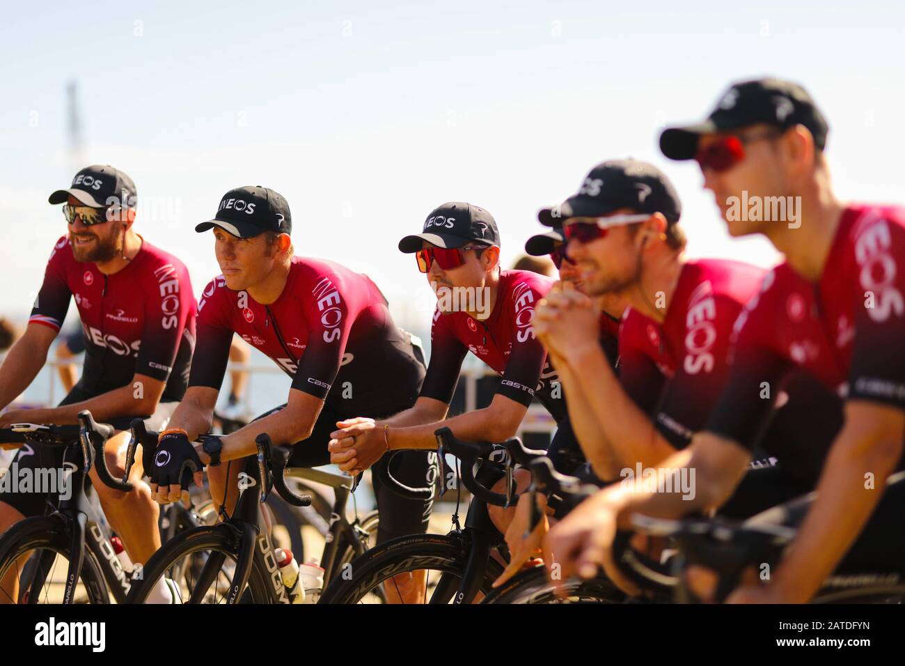 Geelong, Australie. 02 février 2020. 2 février 2020: Geelong, AUSTRALIE - 2 FÉVRIER 2020: Team Ineos avant le début de la course 2020 Cadel Evans Great Ocean Road crédit: Chris Putnam/ZUMA Wire/Alay Live News crédit: Zuma Press, Inc./Alay Live News Banque D'Images