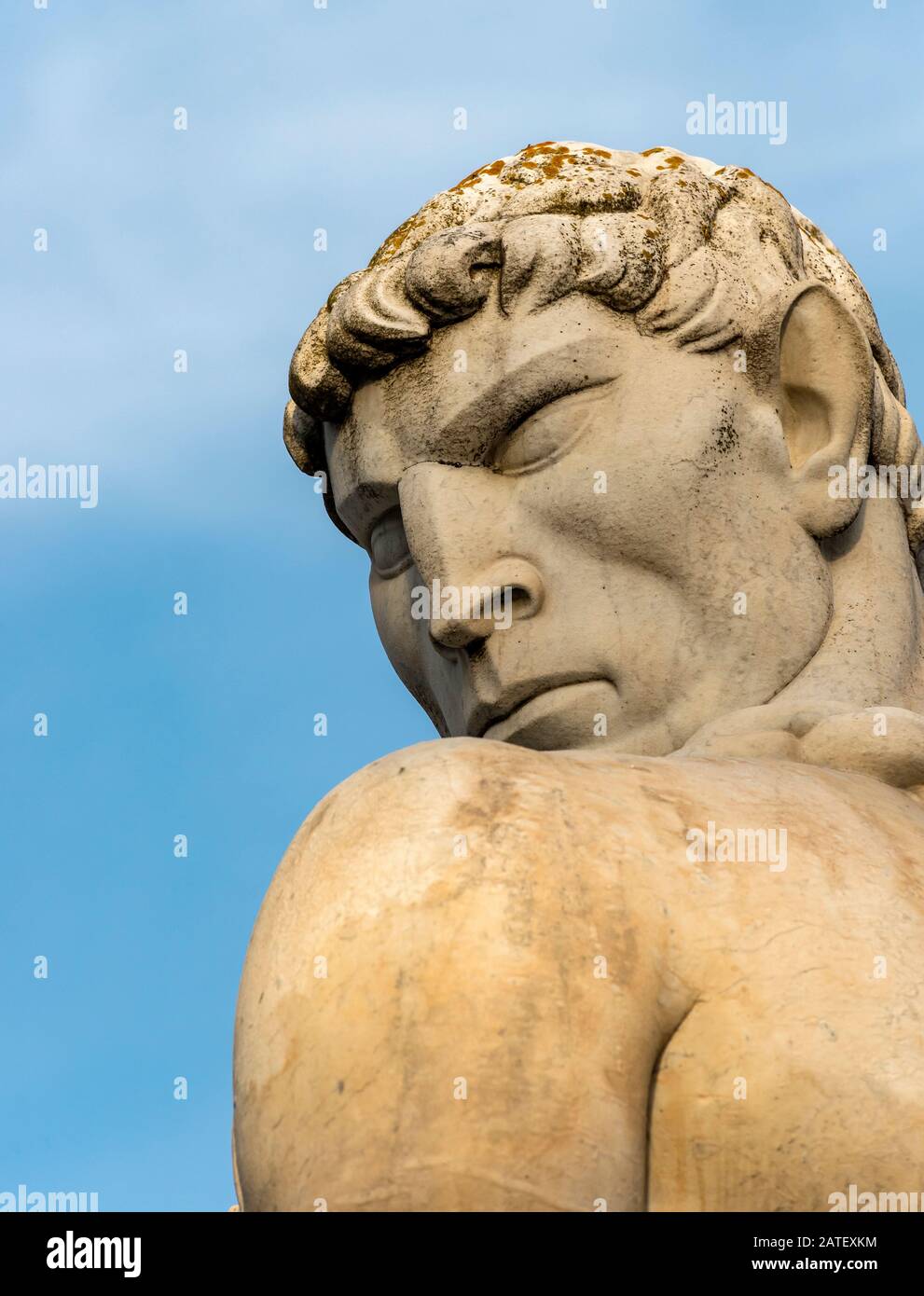 Statue de l'athlète à Stadio dei Marmi, Foro Italico, Rome, Italie Banque D'Images