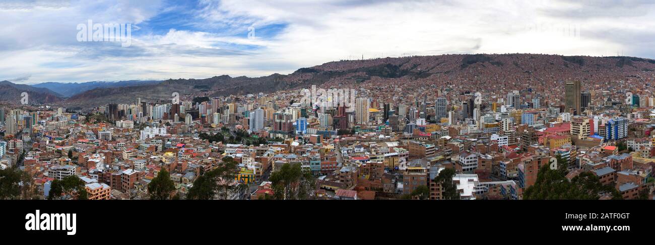 Panorama de la ville de la Paz Bolivie depuis le point de vue de Killi Killi. Vue magnifique Banque D'Images