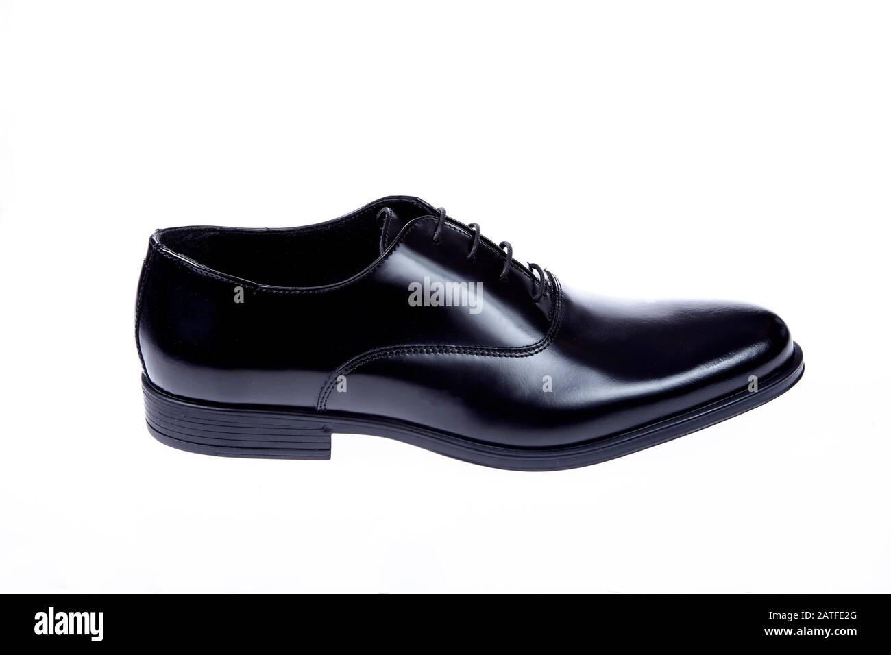 Chaussure noir isolé sur fond blanc Banque D'Images