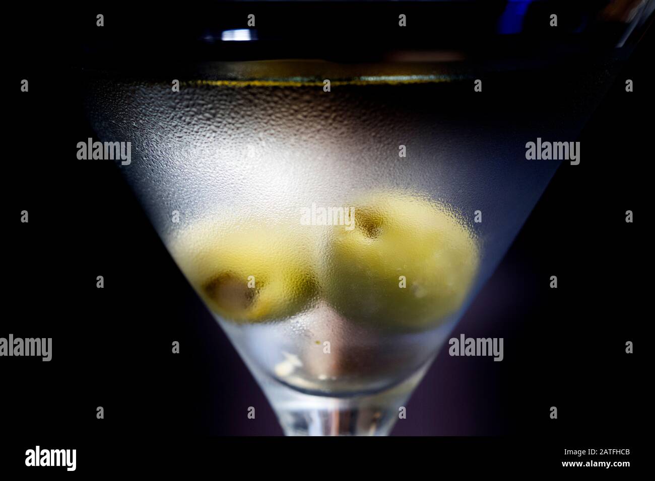 Gros plan sur une vodka Martini fraîche. Banque D'Images