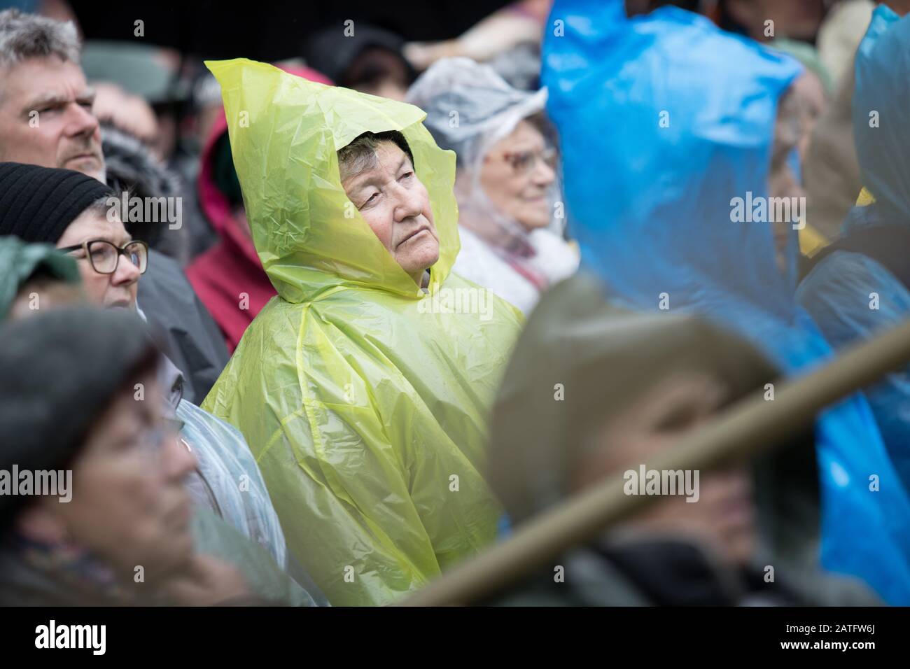 Pologne, Kalwaria Zebrzydowska - 13 avril 2017: Célébrations du Paschal Triduum. Laver les jambes de 12 vieux hommes. Banque D'Images