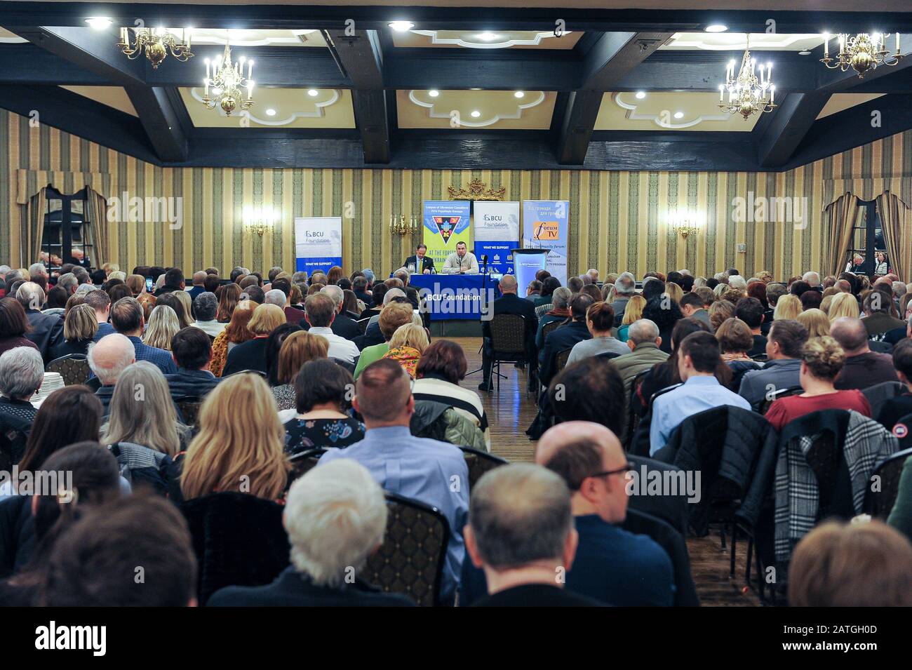 Oleg Sentsov, cinéaste, écrivain et militant ukrainien de Crimée, lors de son rapport pour la communauté ukrainienne, le 02 février 2020 à Toronto, ON, Cana Banque D'Images