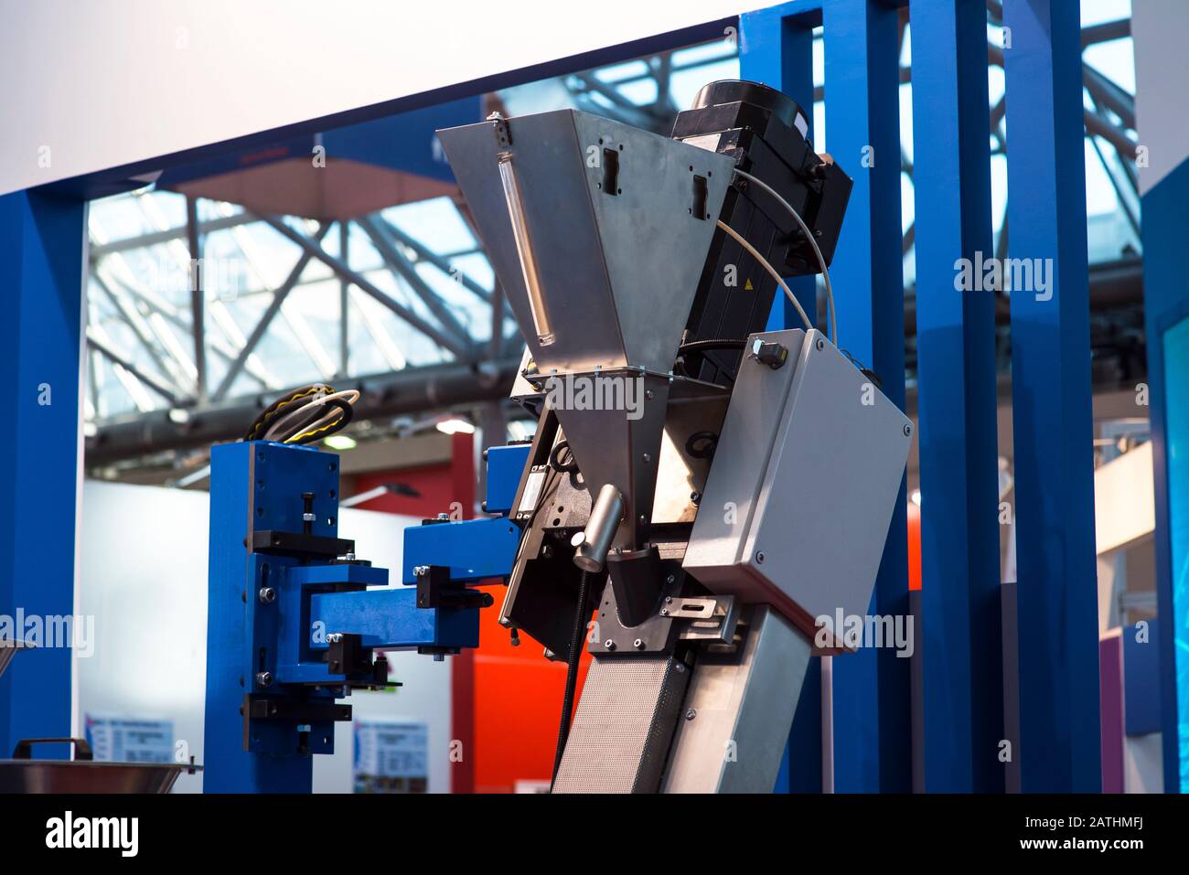 Grande machine de travail du bois industrielle à proximité Banque D'Images