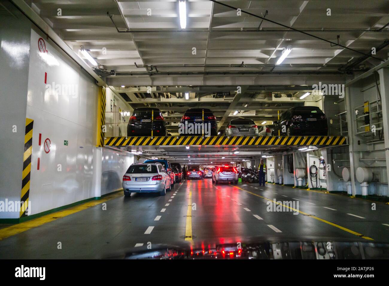 Éditorial 08.30.2019 MS Baltic Princess Cars sur deux ponts à l'intérieur du trafic de gros ferries entre Turku et Stockholm Banque D'Images
