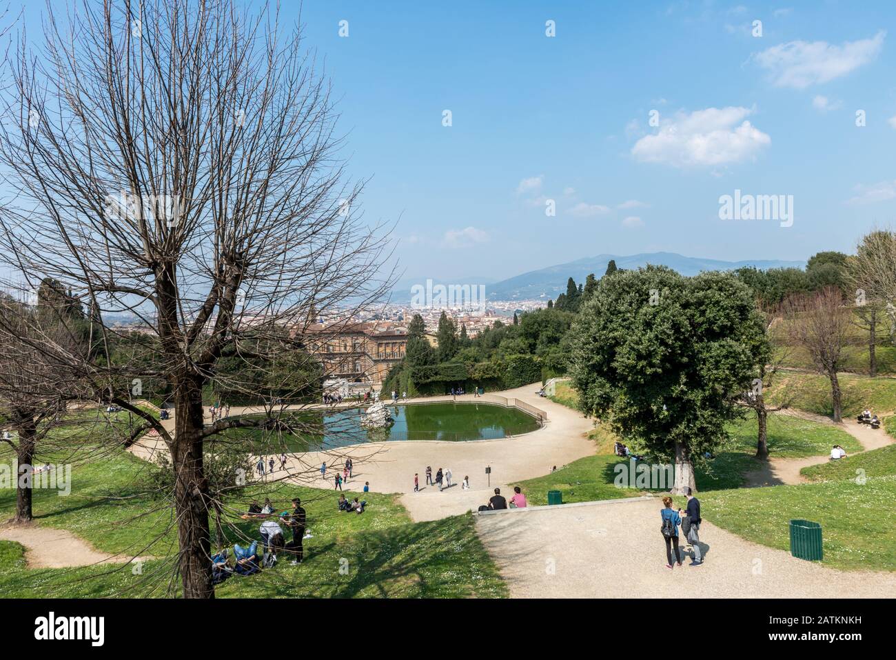 Florence, ITALIE - 26 MARS 2016 : vue horizontale d'une vue imprenable depuis le sommet des jardins de Boboli à Florence, Italie Banque D'Images