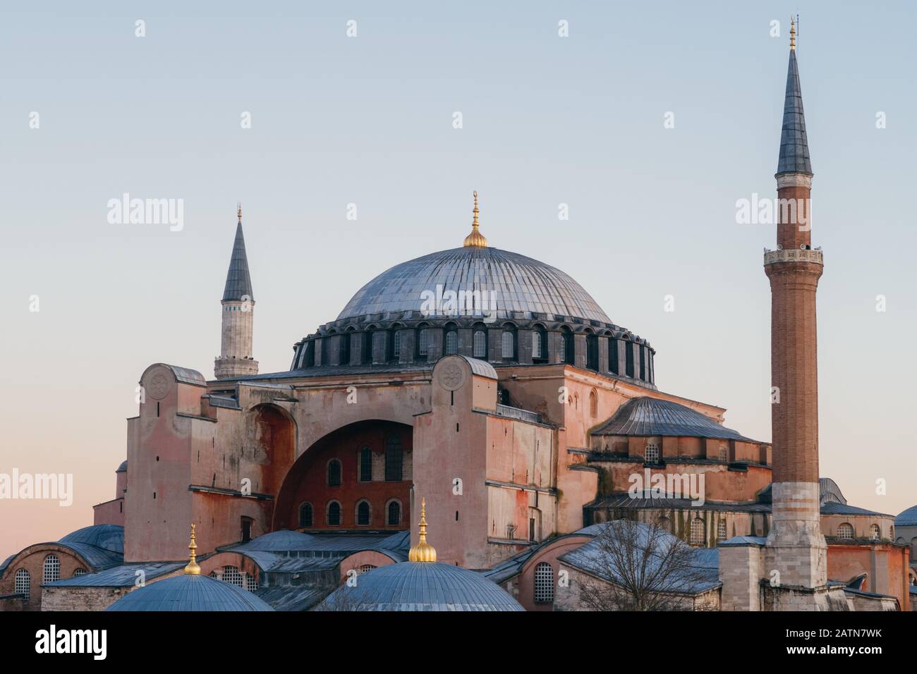 Istanbul, Turquie - 11 Janvier 2020: Turquie Istanbul Vue Élevée De La Mosquée Sainte-Sophie Banque D'Images