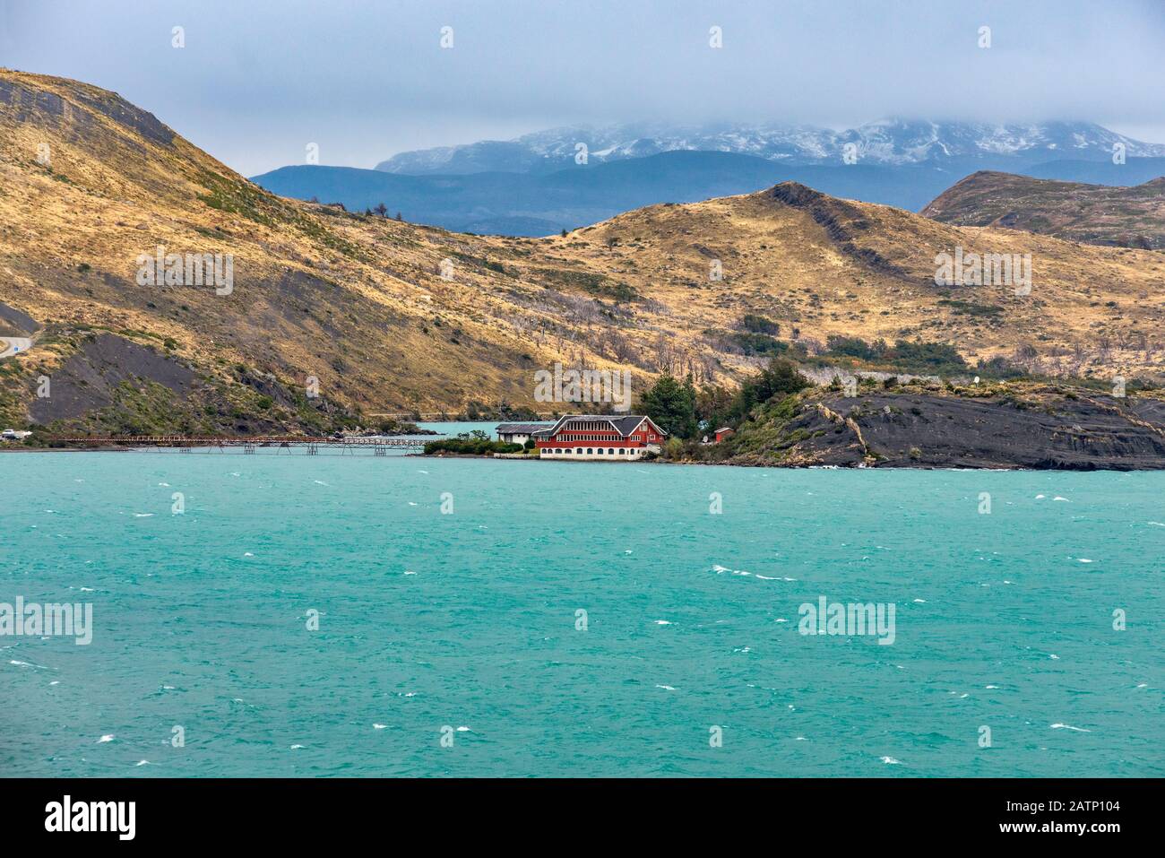 Hosteria Pehoe Au Lago Pehoe, Parc National De Torres Del Paine, Patagonie, Chili Banque D'Images