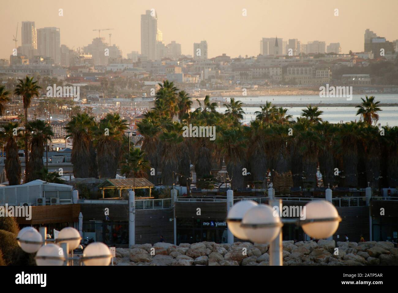 Strandpromenade 48, Tel Aviv, Israël/ plage, mer Méditerranée, Tel Aviv, Israël (nur für redaktionelle Verwendung. Keine Werbung. Referenzdatenbank : ht Banque D'Images