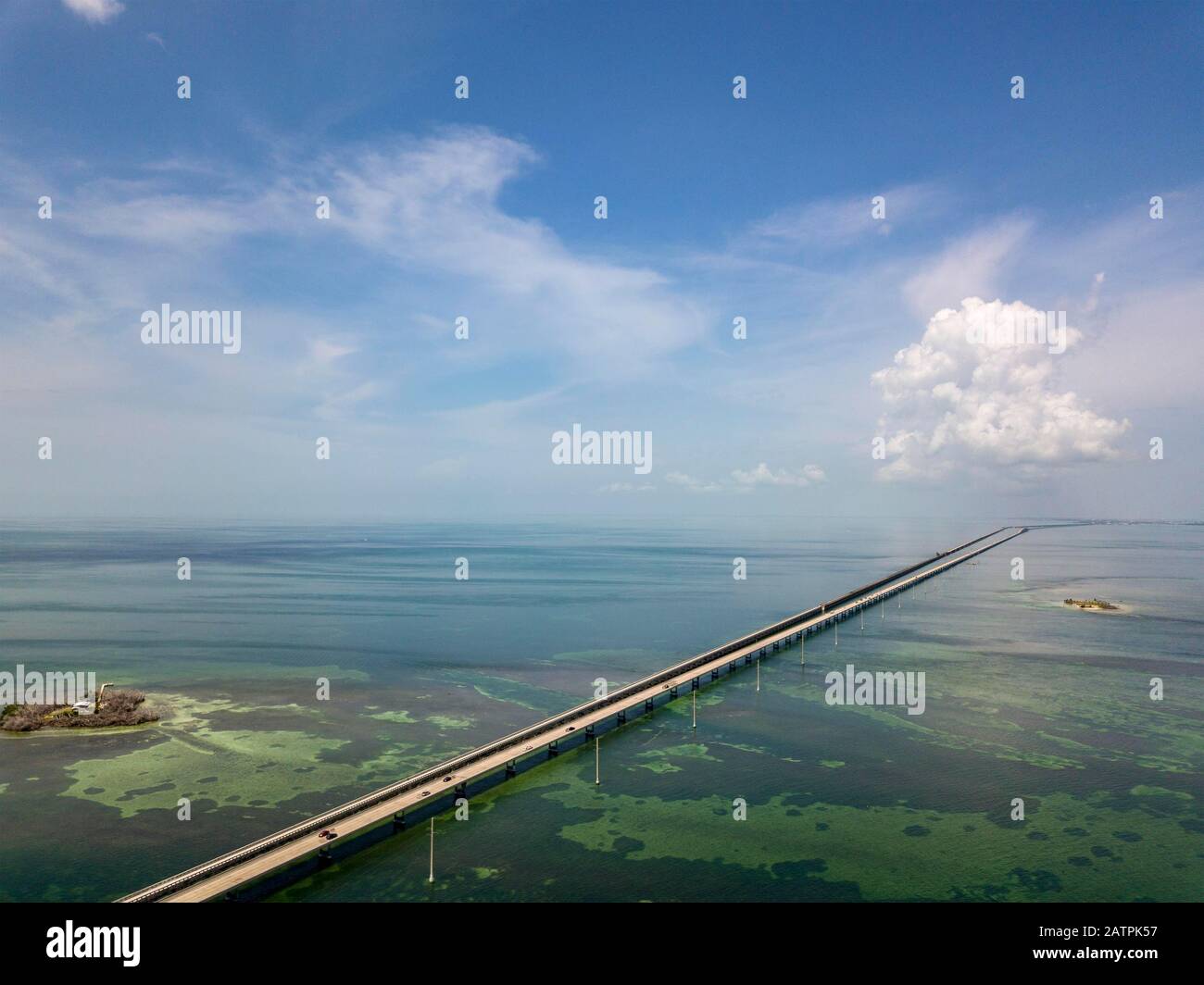 Vue Aérienne, Seven Mile Bridge Près De Little Money Key, Florida Keys, Floride, États-Unis Banque D'Images