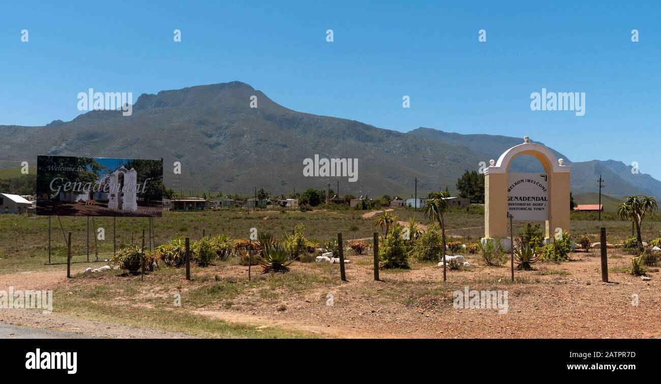 Genadendal, Overberg, Cap Occidental, Afrique Du Sud. Panneau de bienvenue à l'entrée de cette ville historique. Genadendal, Afrique Du Sud Banque D'Images