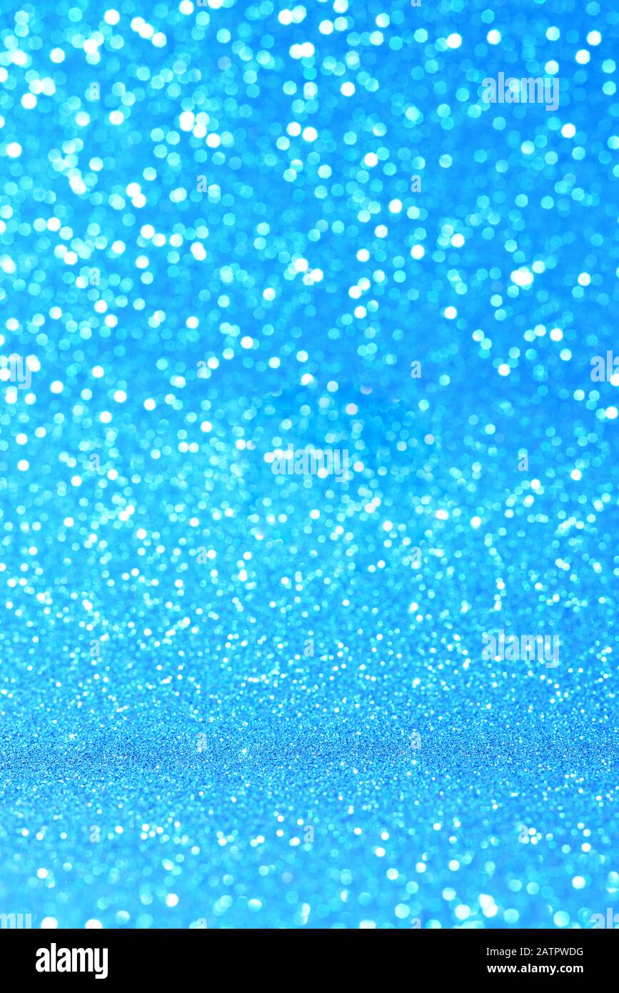 Fond bleu brillant vertical avec flou et bokeh Banque D'Images