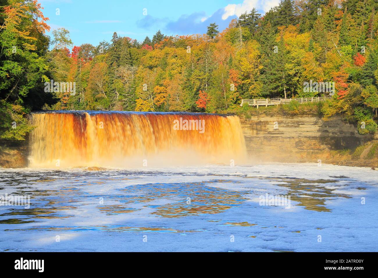 Tahquamenon Falls, Tahquamenon Falls State Park, Upper Penninsula, Paradise, Michigan, USA Banque D'Images