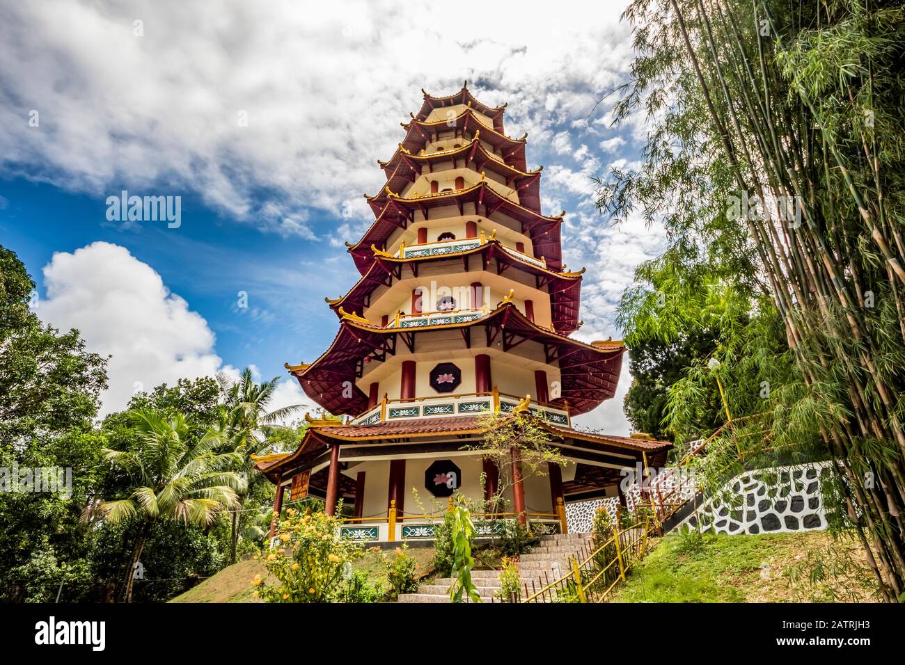 Vihara Bouddha Jayanti; Sorong, Papouasie occidentale, Indonésie Banque D'Images