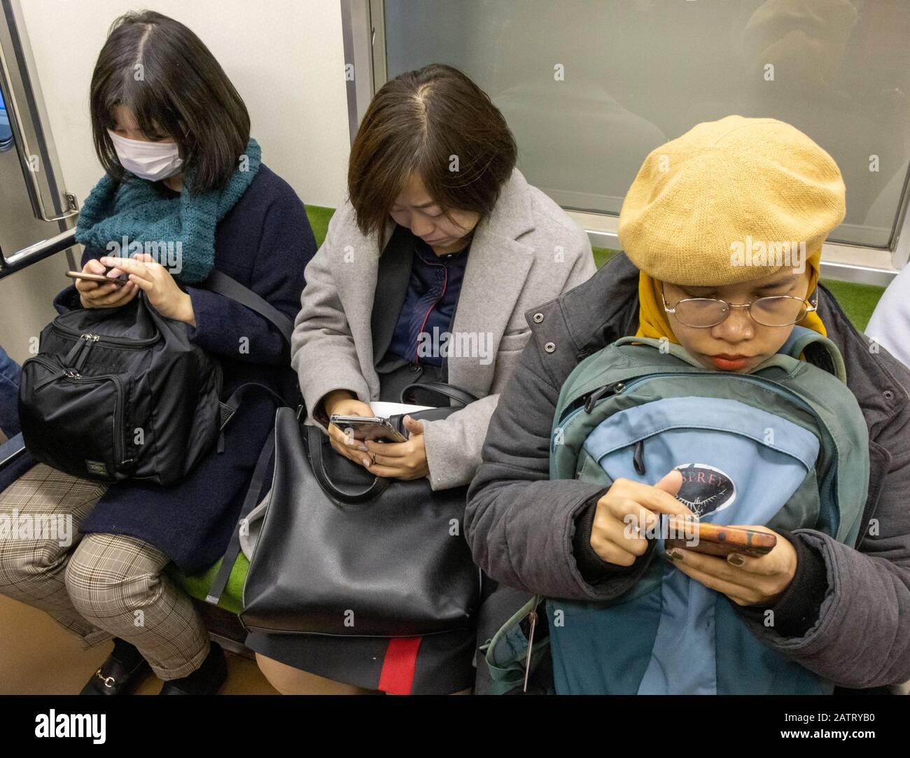 Navetteurs du métro de Kyoto Banque D'Images
