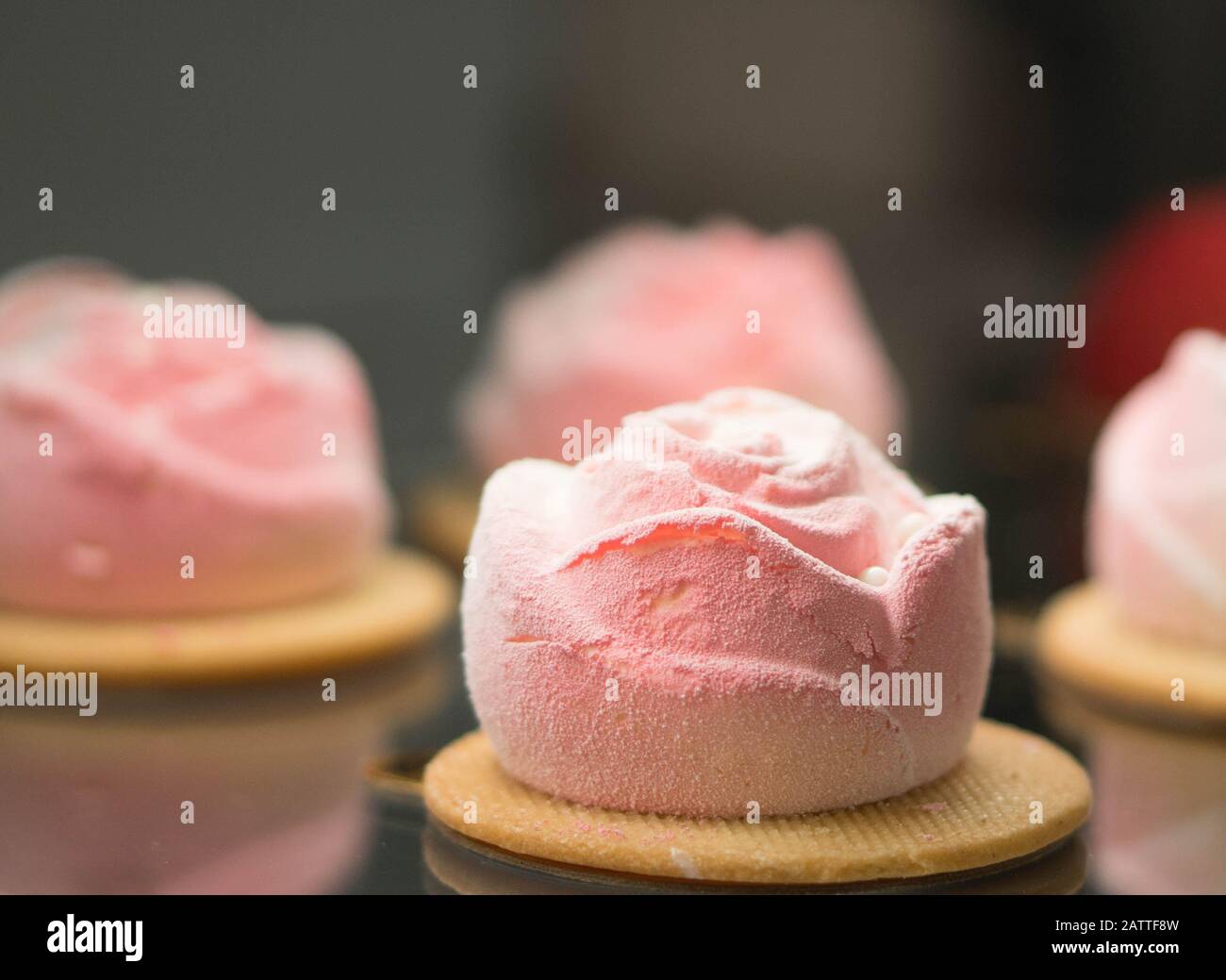 Saint-Valentin rose gâteau de rose pour les amours Banque D'Images