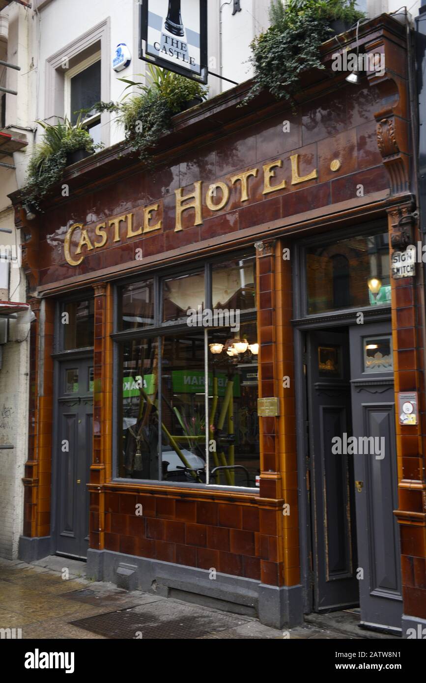 Castle Hotel pub, 66 Oldham St, Manchester   1 LE. Un pub du centre-ville avec une réputation de longue date pour la musique live et les événements littéraires, ainsi que pour lui Banque D'Images