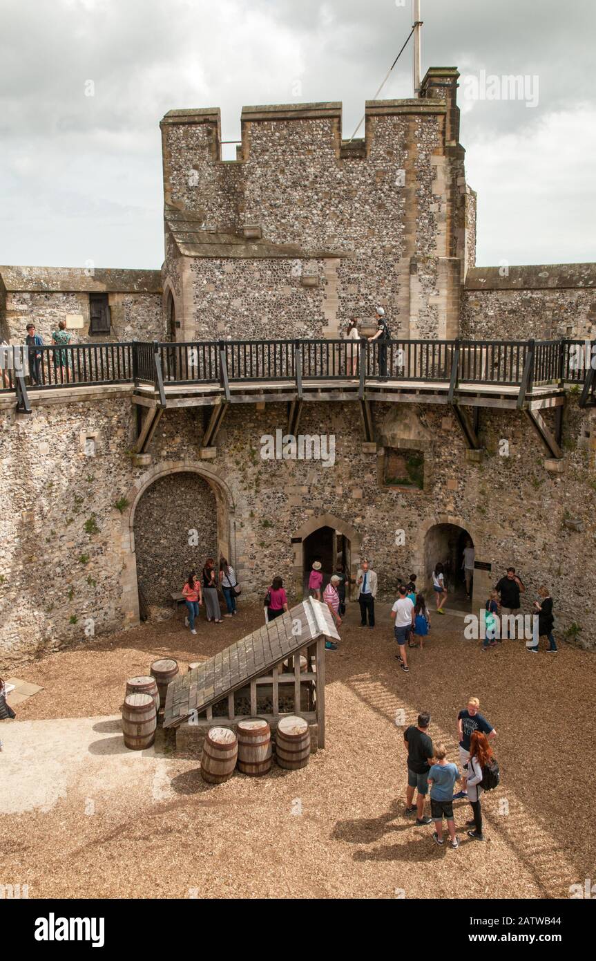 Le Keep est la partie la plus ancienne du château d'Arundel et a été construit dans les 1100 et a été restauré depuis. West Sussex, Angleterre. Banque D'Images