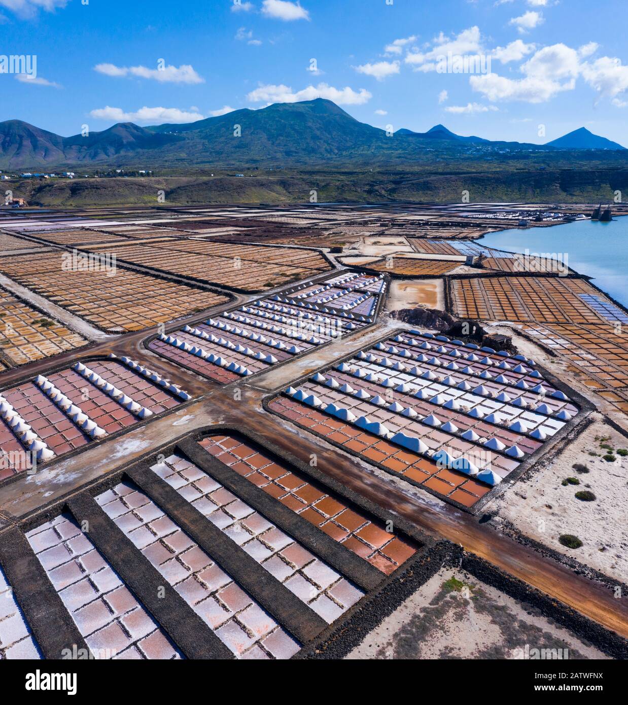 Vue Aérienne De Salinas De Janubio, La Hoya, Île De Lanzarote, Îles Canaries. Décembre 2018. Banque D'Images