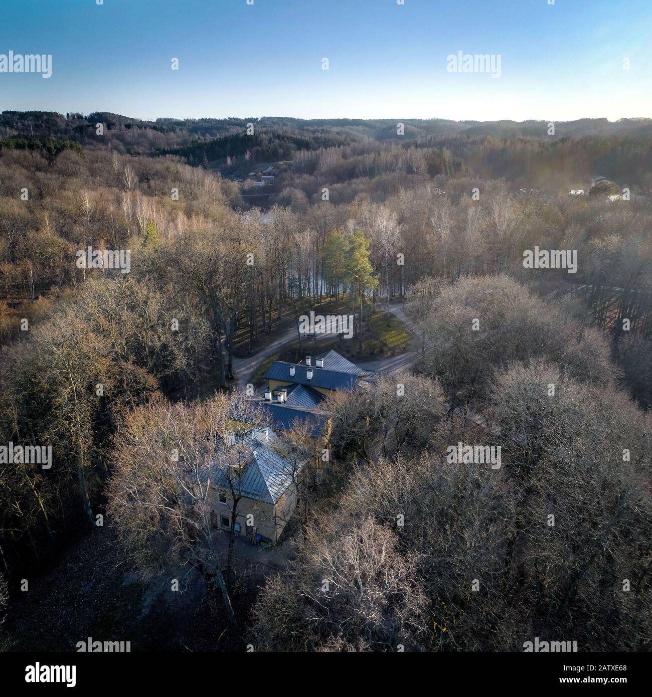 Alexander Pushkin musée dans le quartier de Vilnius Markuciai du point de vue de drone Banque D'Images