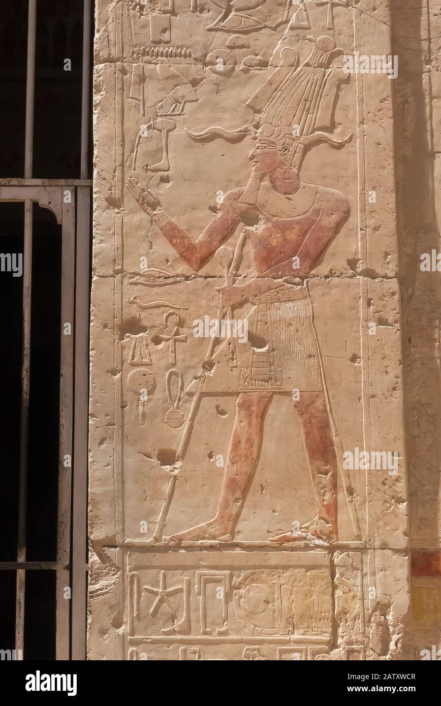Egypte : Hatchepsout Temple près de Luxor Banque D'Images