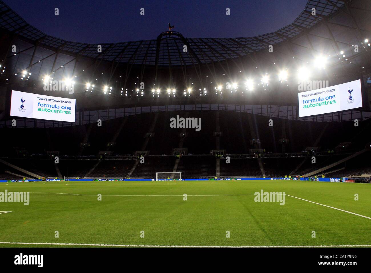 Londres, Royaume-Uni. 05 février 2020. Vue générale à l'intérieur du stade Tottenham Hotspur avant le lancement. The Emirates FA Cup, 4ème match de replay rond, Tottenham Hotspur contre Southampton au stade Tottenham Hotspur à Londres le mercredi 5 février 2020. . Utilisation éditoriale uniquement, licence requise pour une utilisation commerciale. Aucune utilisation dans les Paris, les jeux ou une seule publication de club/ligue/joueur . Crédit : Andrew Orchard Sports Photographie/Alay Live News Banque D'Images