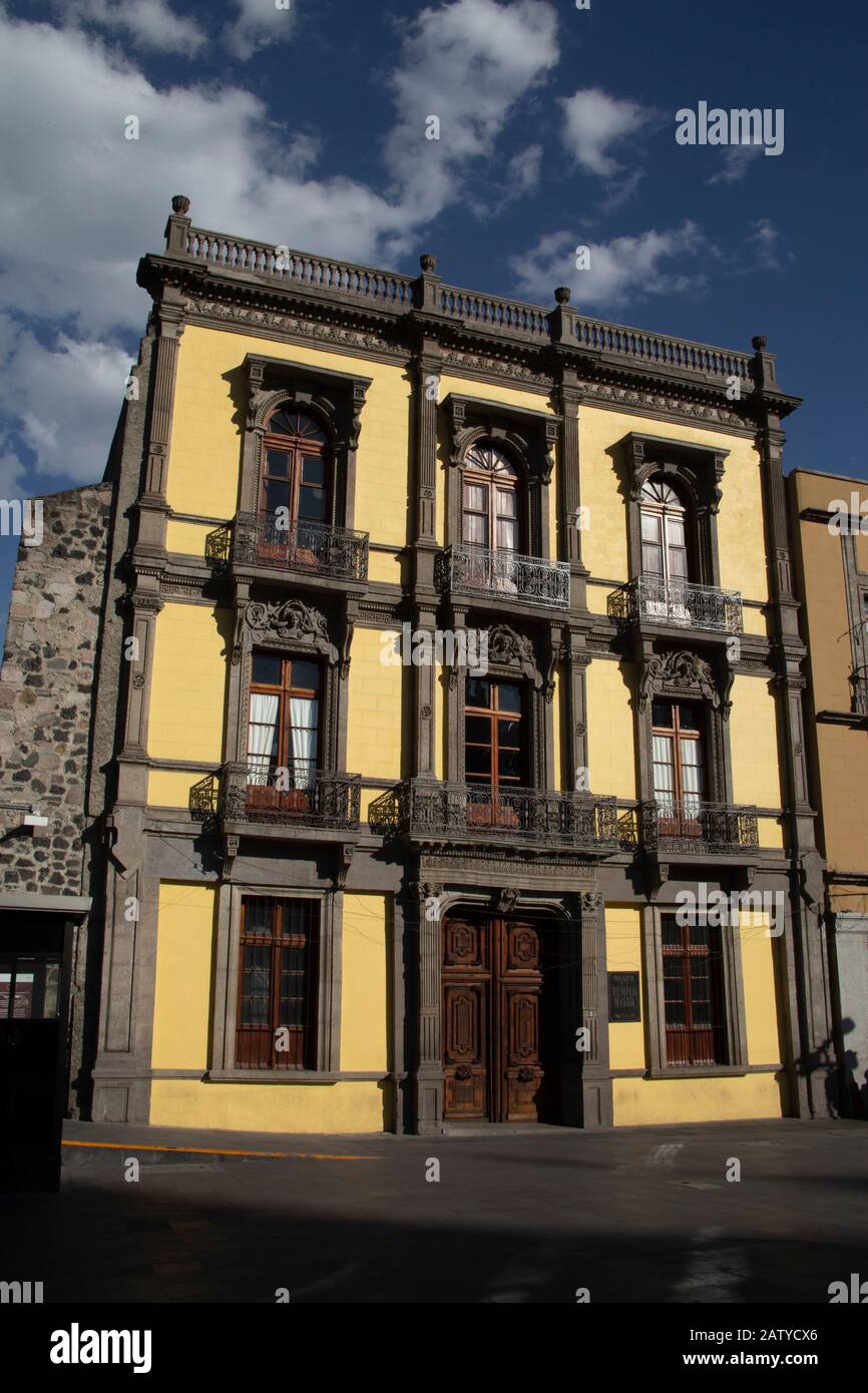 Architecture coloniale espagnole dans le centre historique de Mexico Banque D'Images