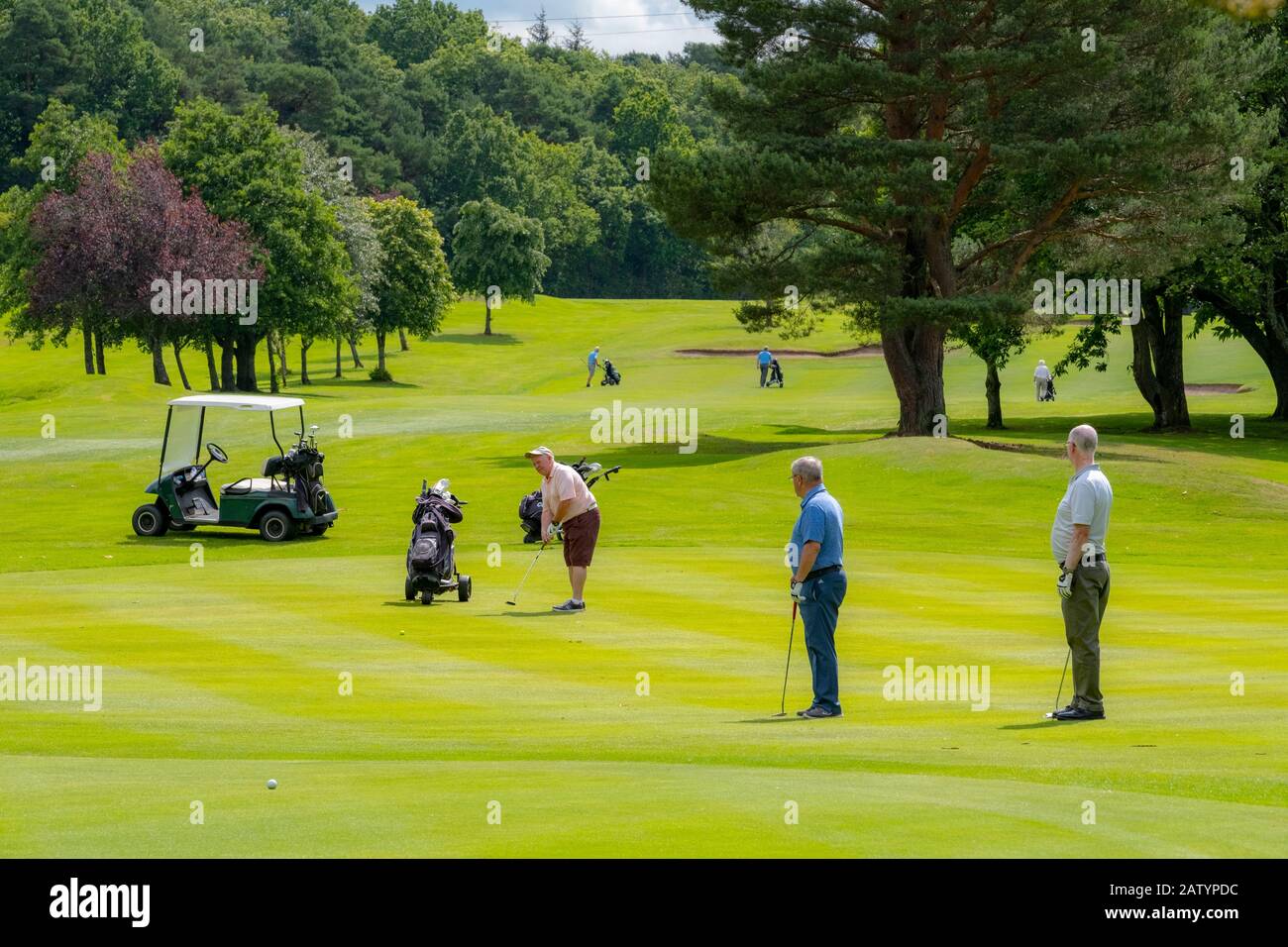 Système d'irrigation sur le terrain de golf Banque D'Images