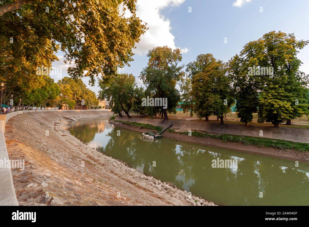 Canal Du Danube À Esztergom, Hongrie. Banque D'Images