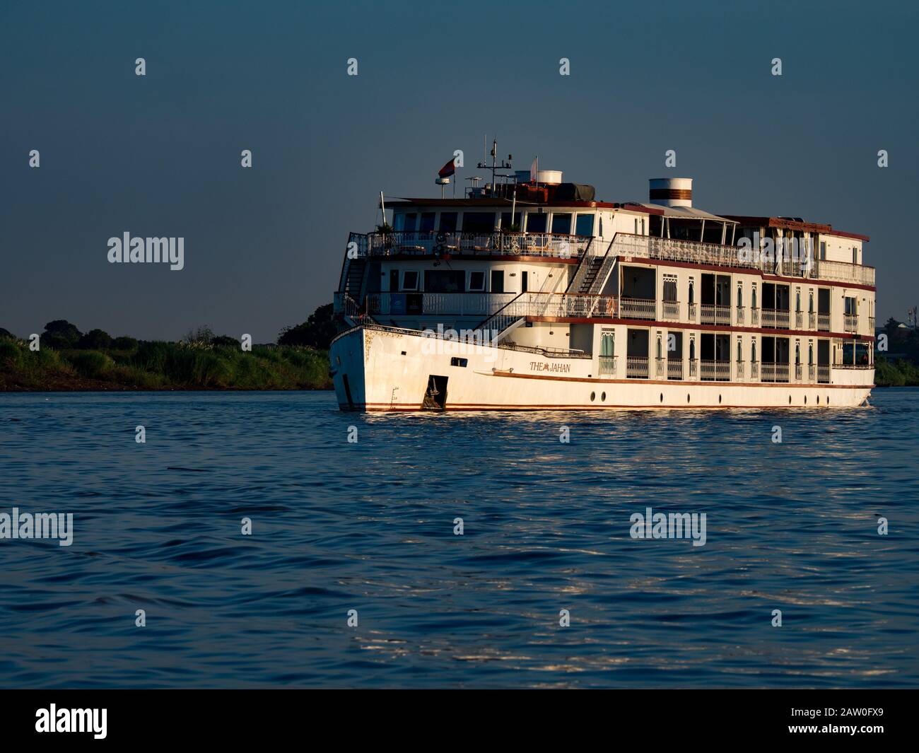 Le bateau touristique le Jahan naviguant sur le Mékong au Cambodge et au Vietnam en Asie du Sud-est Banque D'Images