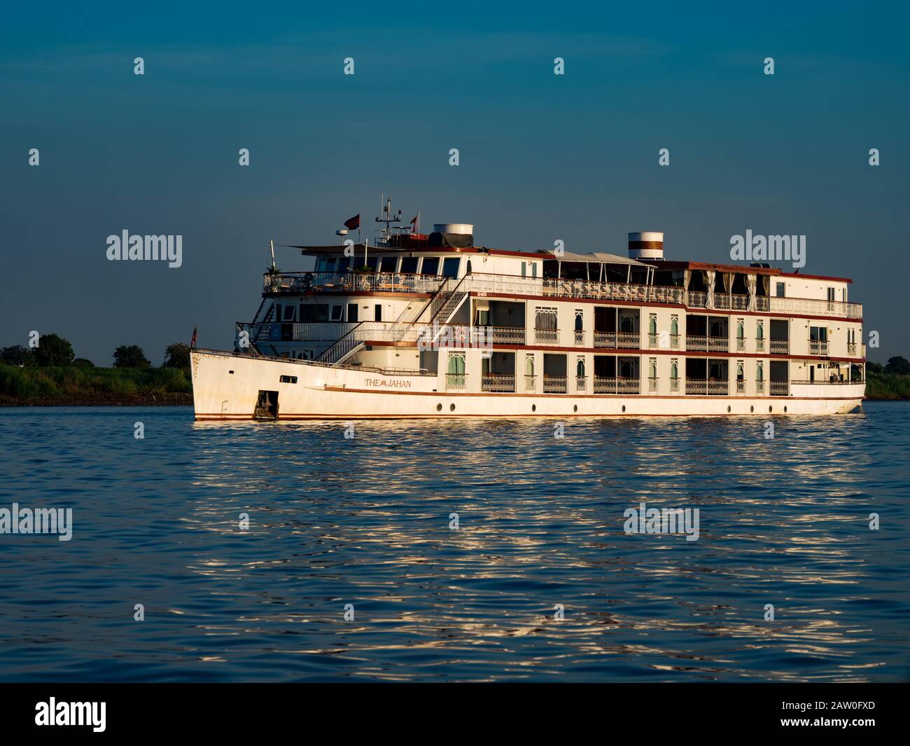 Le bateau touristique le Jahan naviguant sur le Mékong au Cambodge et au Vietnam en Asie du Sud-est Banque D'Images