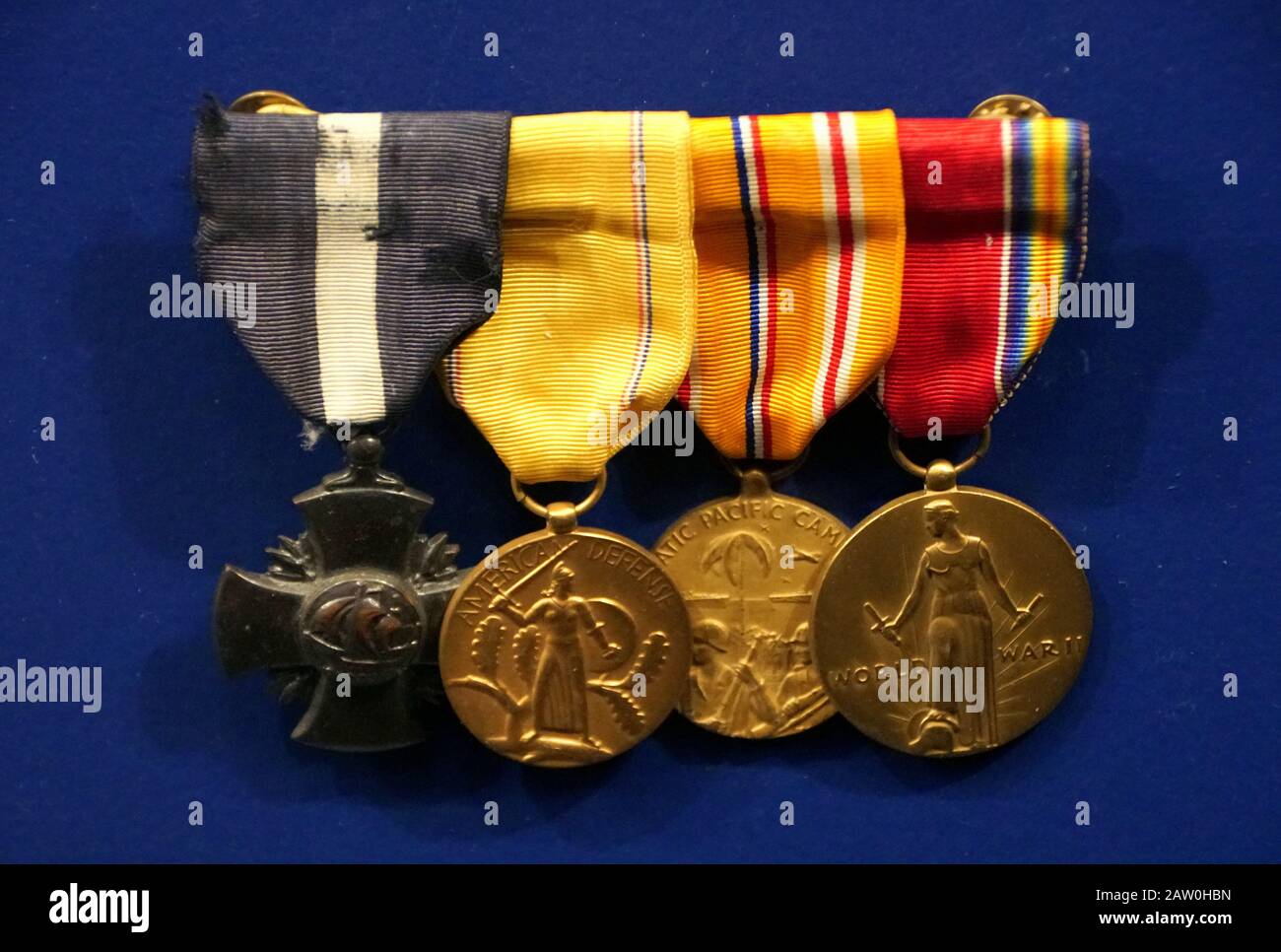 La Nouvelle-Orléans, Louisiane, États-Unis - 5 février 2020 - citations et médailles de la Marine Cross Banque D'Images