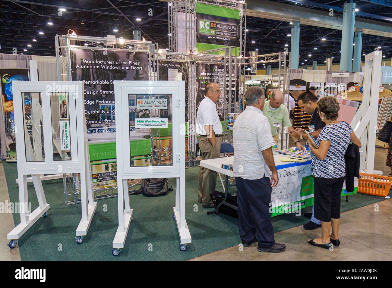 Miami Beach Florida, Miami Beach Convention Center, Home Design & remodelage Show, acheteurs, vendeurs, vendeurs stall stands stands stand stand marché, sh Banque D'Images