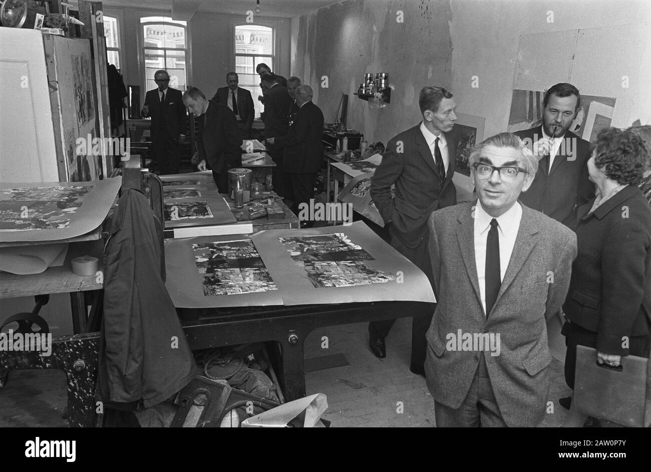 Nouveaux ateliers pour artistes Alderman Polak studio de Harry Fisher Simon William Street Date : 15 octobre 1968 mots clés : ateliers, hommes d'Aldermen Nom De La Personne : Fisher, Harry Banque D'Images