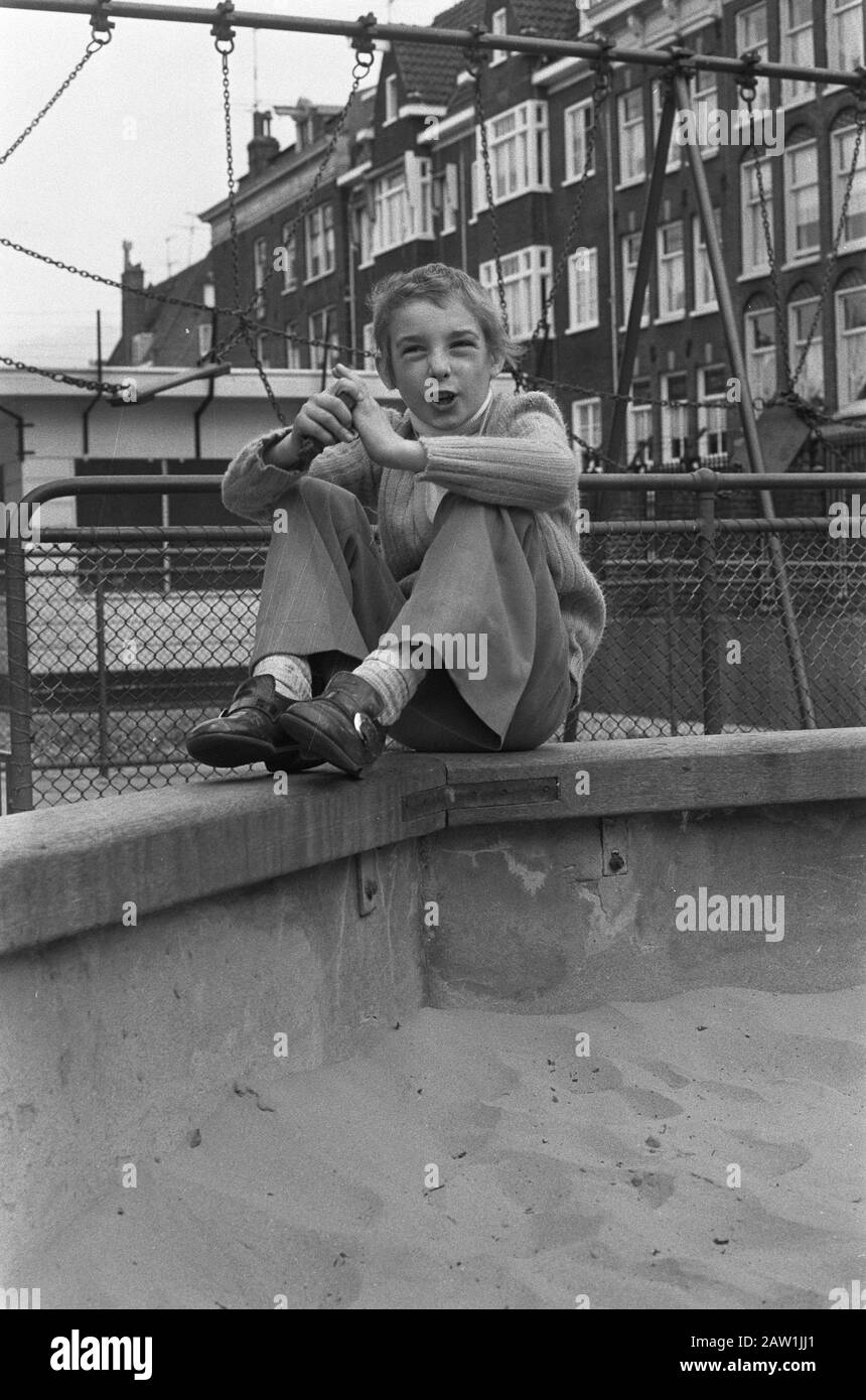 Mission Volkskrant, Japie Bakker (comme il a agi dans un film télévisuel) Date: 11 octobre 1971 Nom De La Personne: Japie Bakker Nom de l'institution: Volkskrant Banque D'Images