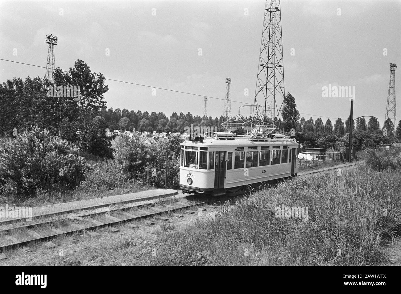 Ancien tramway au camping IJsbaanpad à Amsterdam Date: 6 juillet 1977 lieu: Amsterdam, Noord-Holland mots clés: Camp, trams Banque D'Images