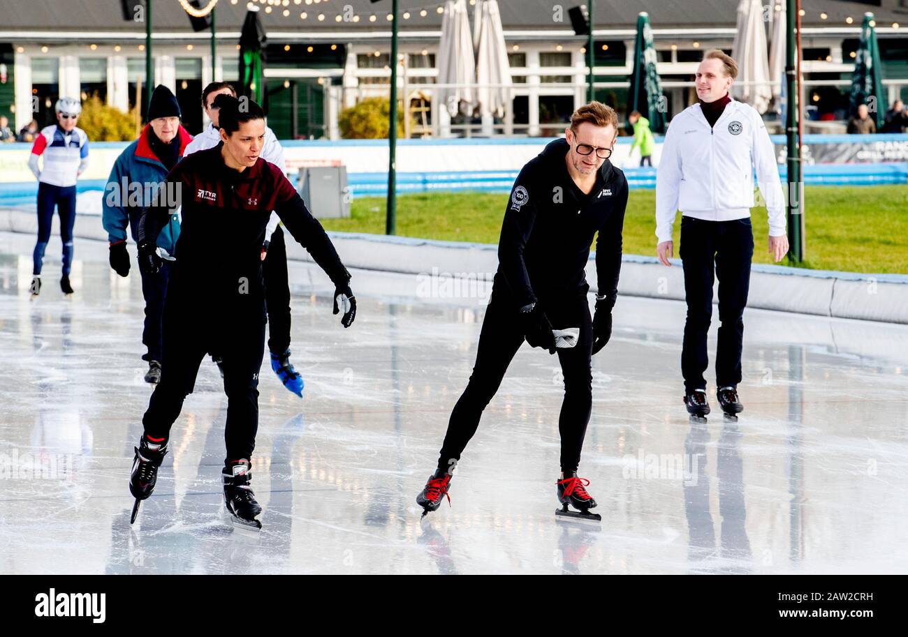 Amsterdam, Pays-Bas. 06 février 2020. Amsterdam, Jaap Eden IJsbaan, 06-02-2020, Présentation de la presse de Hollandse 100 : l'édition SUPER-HÉROS. Avec Le Prince Bernhard Junior Et La Princesse Margriet. Crédit: Pro Shots/Alay Live News Banque D'Images