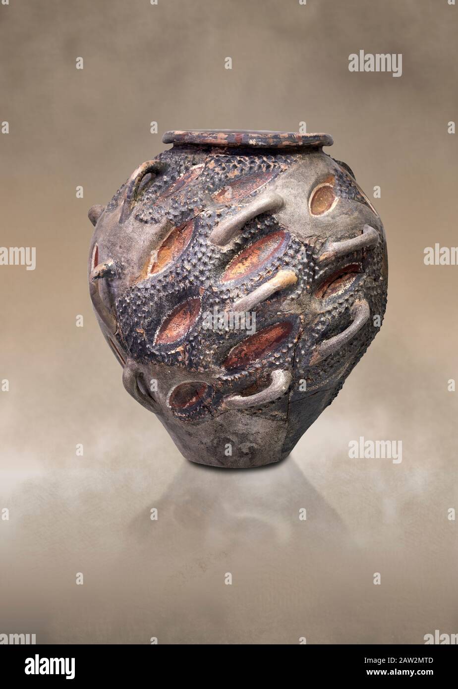 Minoan Kamares Ware avec des décorations polychromées sur une surface rugueuse, Phaistos 1900-1700 BC;Musée archéologique d'Héraklion. Ce style de pot Banque D'Images