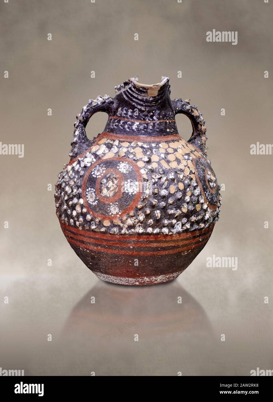 Minoan Kamares Ware avec des décorations polychromées sur une surface rugueuse, Poros-Héraklion 1900-1700 av. J.-C.; Musée archéologique d'Héraklion. Ce stylet Banque D'Images