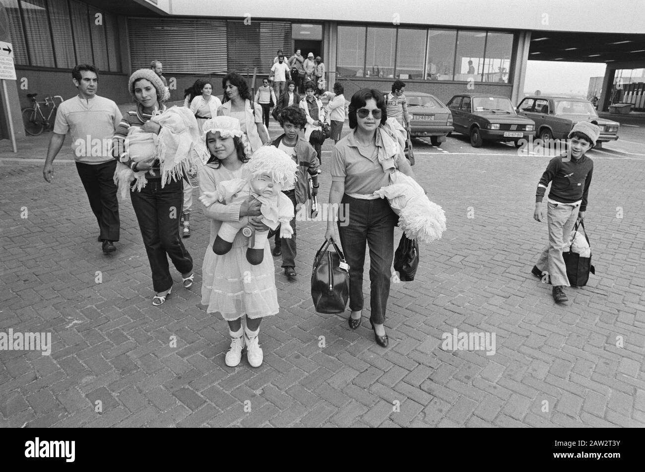 Asile politique pour neuf dirigeants syndicaux salvadoriens; aujourd'hui arrivé à Schiphol Date: 16 octobre 1984 mots clés: Dirigeants syndicaux Nom de l'institution: Schiphol Banque D'Images