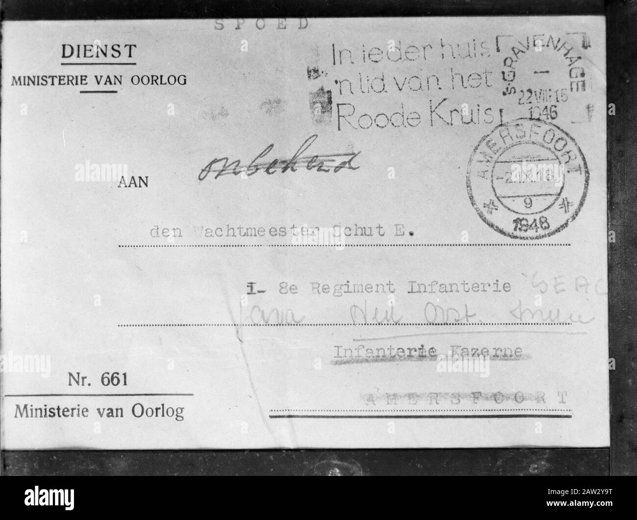Poste du Sergent E. Schut du 1-8 R.I. le Bureau de guerre Annotation : le timbre de la Haye du 22 VIII 1946. Le timbre Amersfoort apparaît incorrectement daté de 1948 Date: 1946 lieu: Indonésie Hollandais East Indies Banque D'Images