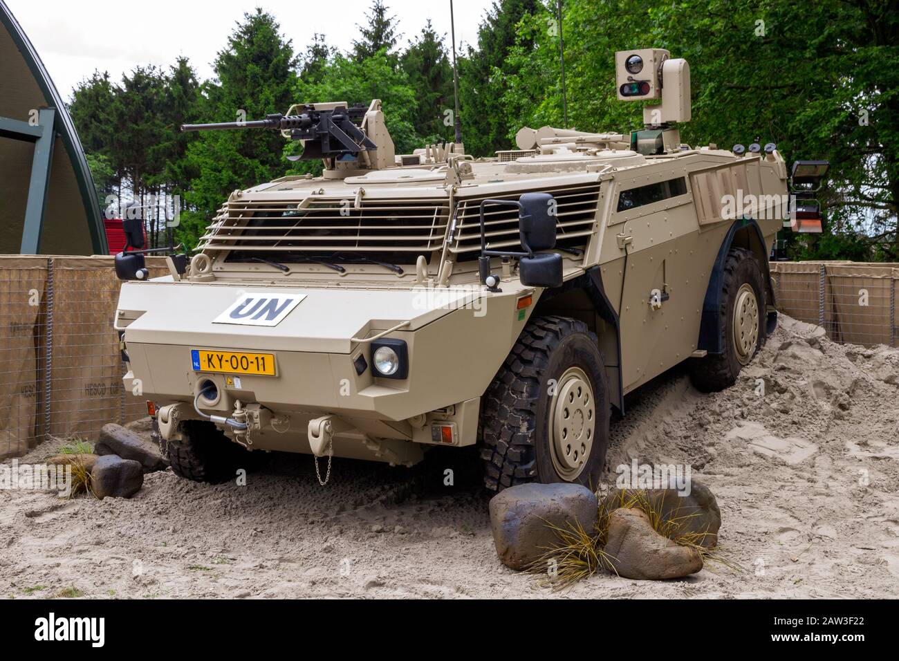 Gilze-RIJEN, PAYS-BAS - 20 JUIN 2014 : véhicule blindé de reconnaissance de l'armée néerlandaise Fennek à l'occasion de la Journée de l'ouverture de la Force aérienne. Banque D'Images
