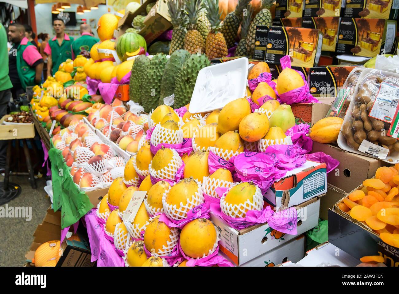 Sao Paulo SP, Brésil - 22 novembre 2019: Fruits frais vendus à Mercado Municipal, également connu sous le nom de Mercadao de Sao Paulo. Banque D'Images