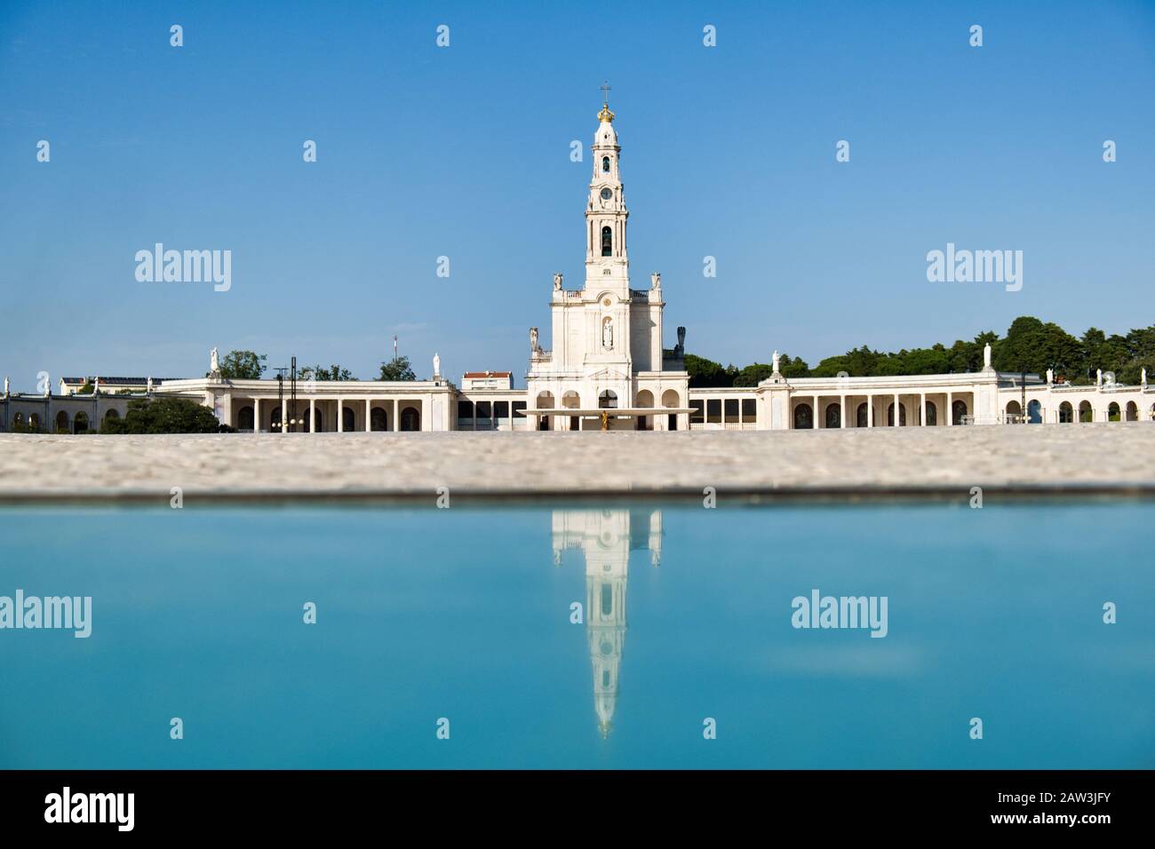 Le Sanctuaire De Fatima Et La Destination De Pèlerinage Au Portugal Banque D'Images