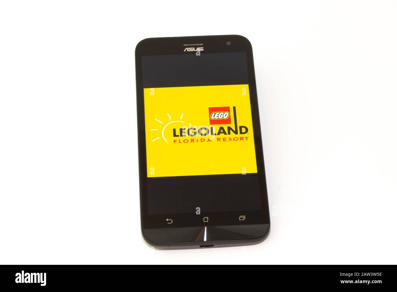 Kouvola, Finlande - 23 janvier 2020: Legoland Florida Resort app logo sur l'écran du smartphone Asus Banque D'Images